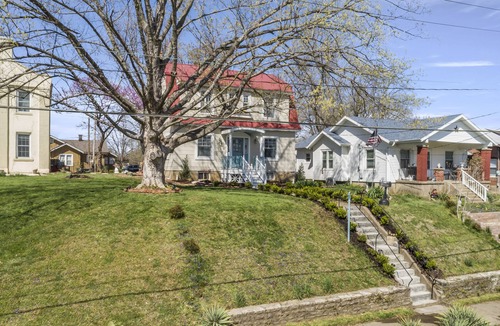 Cape Girardeau House | “Brickyard”-Recently Remodeled Dutch Colonial Revival in Downtown Cape Girardeau