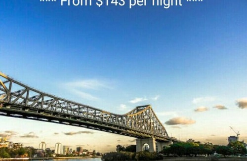 Brisbane Central Business District Apartment | Bridge and River Views