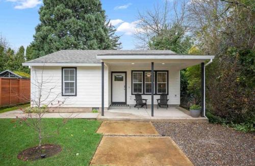 Ardenwald House | Bridge City Casita