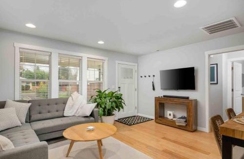 Ardenwald House | Bridge City Casita