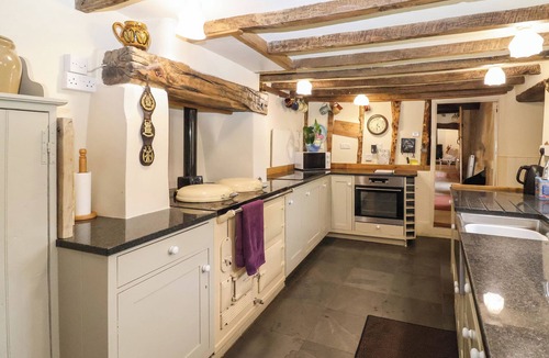 Axminster Cottage | Bridge Cottage