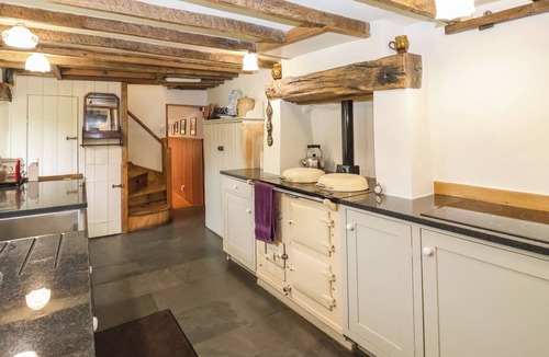 Axminster Cottage | Bridge Cottage