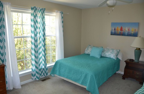 Reedville House | Bridge Creek Retreat! with private pool and separate studio