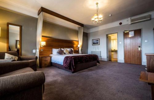 London Borough of Ealing Hotel | Bridge Hotel