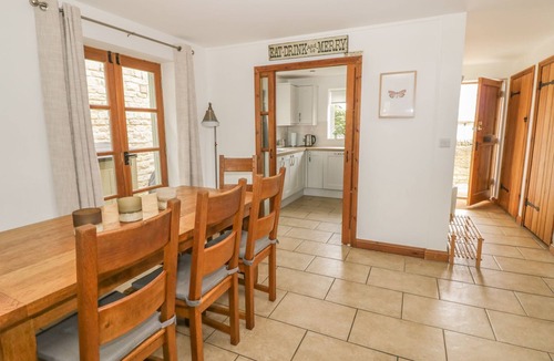 Cirencester Cottage | Bridge House