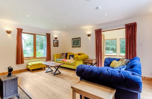 Evanton House | Bridge House