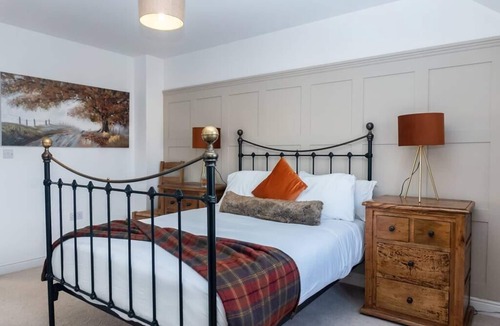 Hardwicke House | Bridge Keepers House