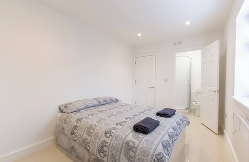 Southampton House | Bridge Road - Room 2a