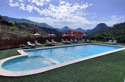 Elche De La Sierra Cottage | bridge safe houses