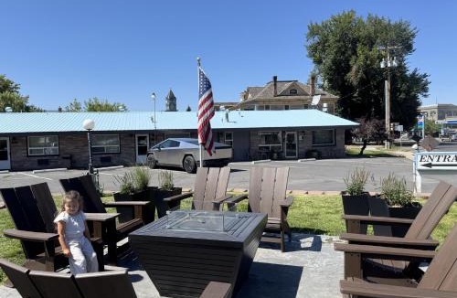 Baker City Hotel | Bridge Street Inn