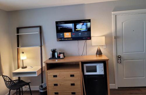 Baker City Hotel | Bridge Street Inn