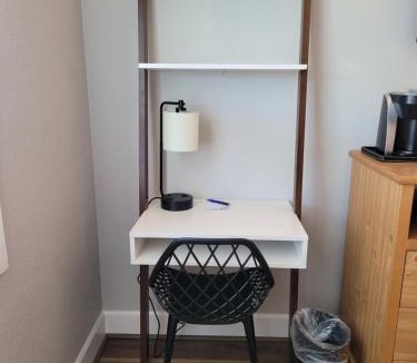 Baker City Hotel | Bridge Street Inn