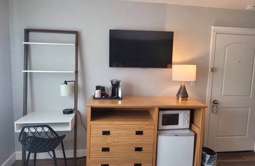 Baker City Hotel | Bridge Street Inn