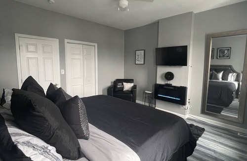 Camden House | Bridge view