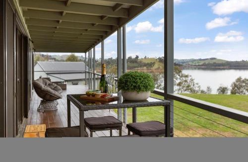 Bonnie Doon House | Bridge Water Views