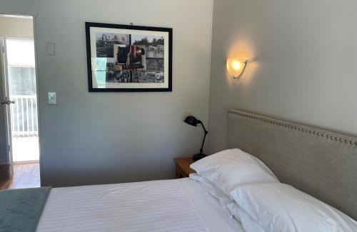 Warkworth Cabin | Bridgehouse Lodge