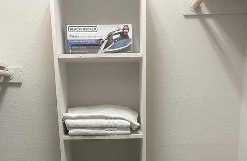 Valley Ranch Apartment | Bridgelake Getaway