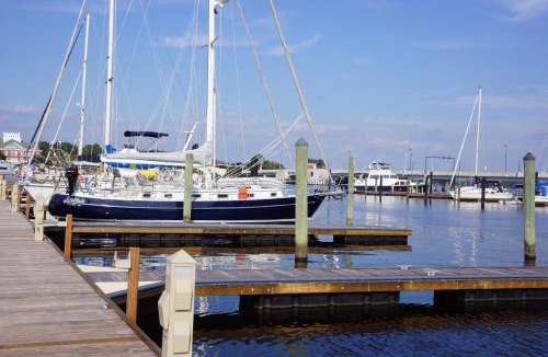 New Bern Hotel | BridgePointe Hotel & Marina