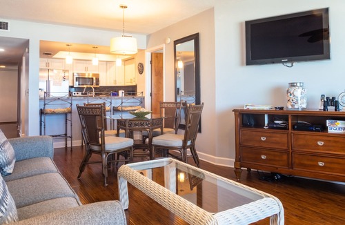 Bradenton Beach Condo | Bridgeport 204 · Gulf Lanai