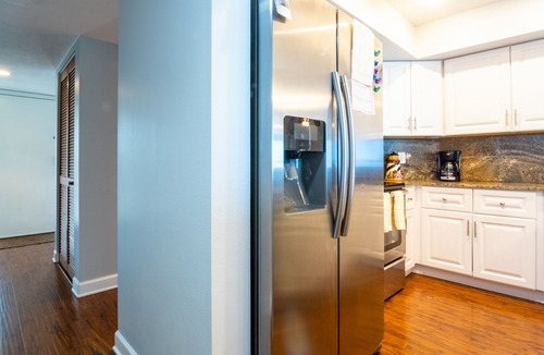 Bradenton Beach Condo | Bridgeport 204 · Gulf Lanai