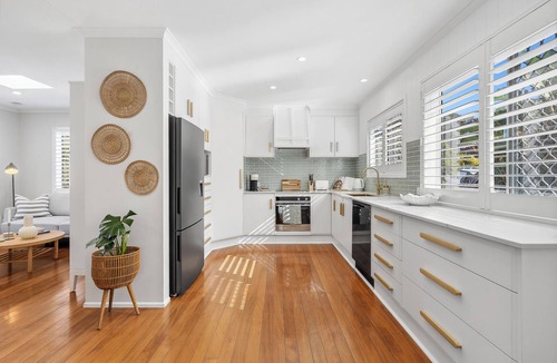 Margate Villa | Bridgeport pet-friendly Pool Getaway