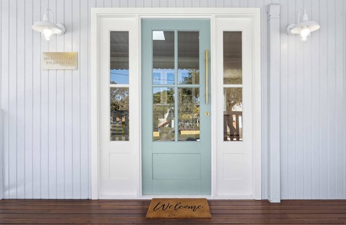 Margate Villa | Bridgeport pet-friendly Pool Getaway