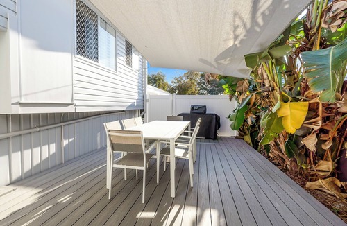 Margate Villa | Bridgeport pet-friendly Pool Getaway