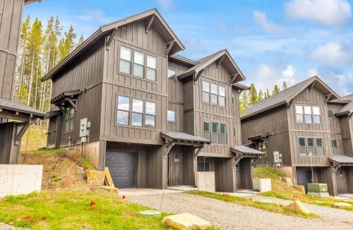 Bozeman Ski Chalet | Bridger Bowl - Crosscut Hideaway