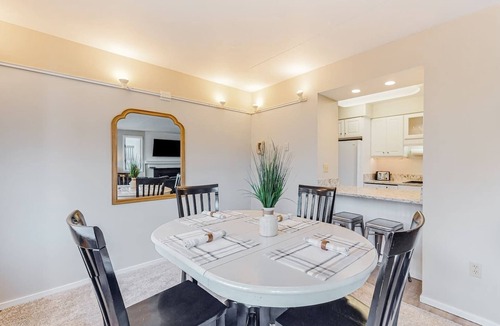 Warren Apartment | Bridges 77 at Sugarbush