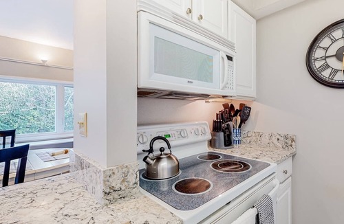 Warren Apartment | Bridges 77 at Sugarbush