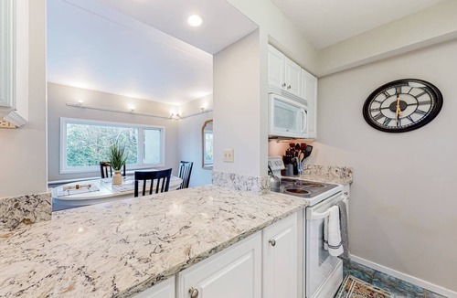 Warren Apartment | Bridges 77 at Sugarbush