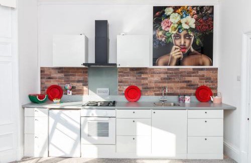 Glenisla Apartment | Bridgeview