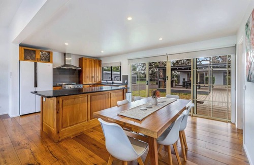 Bridgewater on Loddon House | Bridgewater Loddon River Retreat