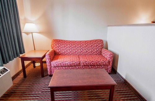 Sublimity Hotel | Bridgeway Inn & Suites Sublimity