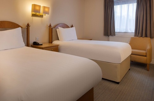 Chatham Hotel | Bridgewood Manor