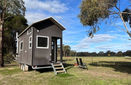 Dadswells Bridge House | Briggs' Bluff View at Grampians' Edge by Tiny Away