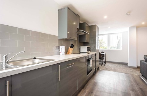 Yeadon Apartment | Bright 1 Bed Apartment in Yeadon