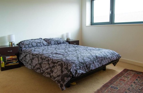 South Bermondsey Apartment | Bright 1 Bed Flat in Bermondsey