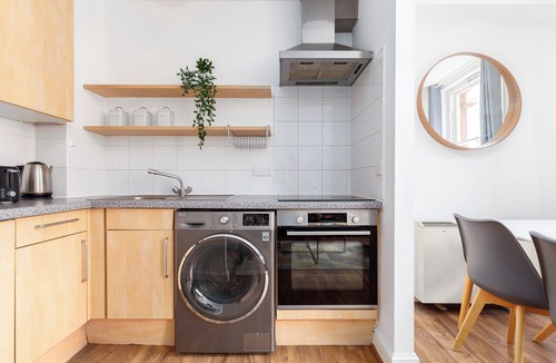Spitalfields Apartment | Bright 1 Bed Flat on Vibrant Brick Lane