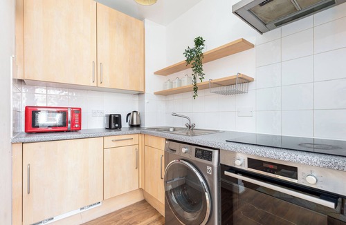 Spitalfields Apartment | Bright 1 Bed Flat on Vibrant Brick Lane