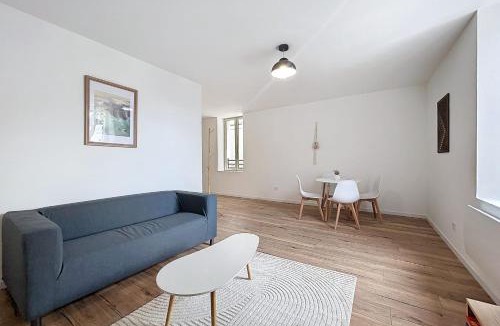 Cuxac-dʼAude Apartment | Bright 1-bedroom apartment