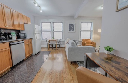 Theatre District Apartment | Bright 1 Bedroom | Downtown Boston