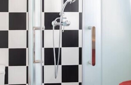 Saint-Louis Apartment | Bright 14m² Located Near Paris