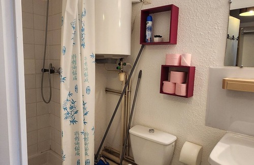 Paray-le-Monial Apartment | Bright 18m² studio downtown in secure residence