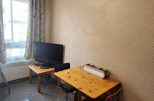 Paray-le-Monial Apartment | Bright 18m² studio downtown in secure residence