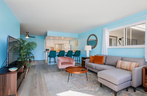 East Boulder Condo | Bright 1BD with Mountain Views throughout!