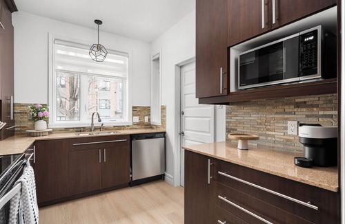 Boisbriand Apartment | Bright 1BR Condo – Modern Comfort & Wi-Fi
