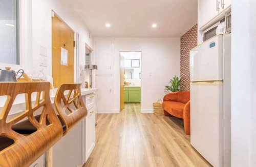 Ladera Heights Apartment | Bright 1BR | Patio | LAX | SoFi Stadium | Beaches