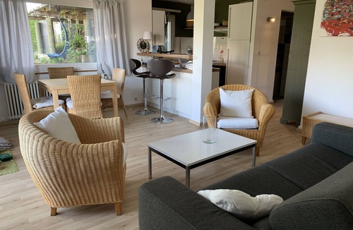 Leysin House | Bright 2.5 room apartment with terrace and garden