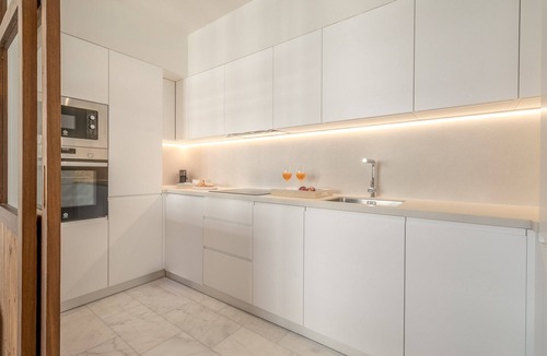 Hispanoamerica Apartment | Bright 2-Bed Apartment Near Santiago Bernabéu